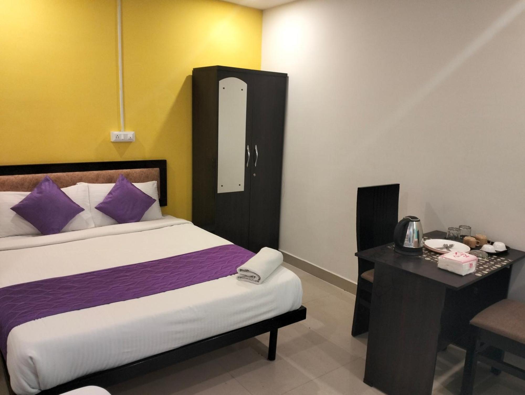 Hotel Sy Comforts บังกาลอร์ ภายนอก รูปภาพ