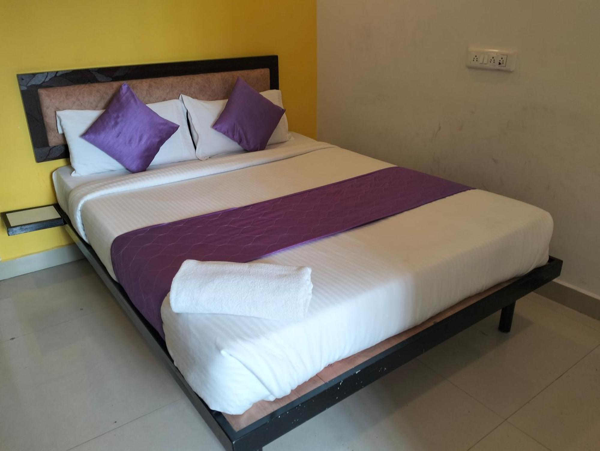Hotel Sy Comforts บังกาลอร์ ภายนอก รูปภาพ